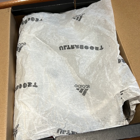 Adidas UltraBoost All Terrain - Picture 12 of 13